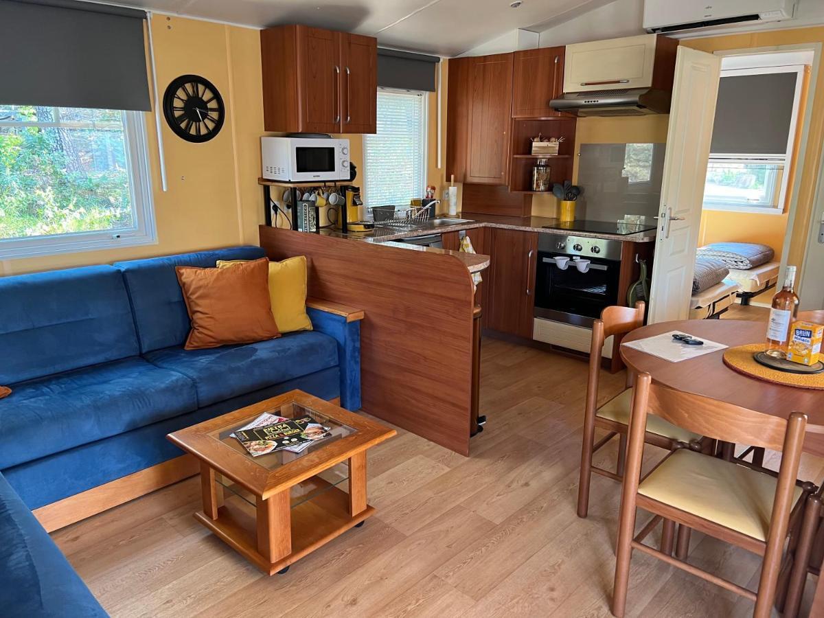 Joli Mobil-Home De Vacances, Ideal Pour Les Familles Rocbaron Luaran gambar
